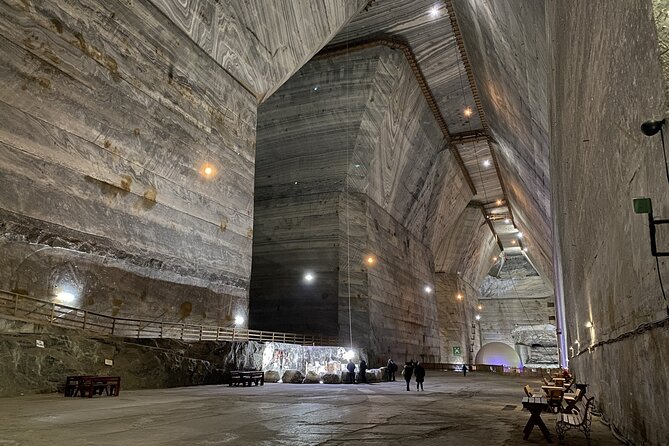 Salt Mine Tour from Bucharest with Entrance Ticket - Entering the Unirea Mine