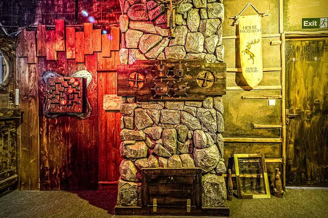 Save King's Landing - In search of Wildfire | Escape Room Brasov - The Game of Thrones setting and room design