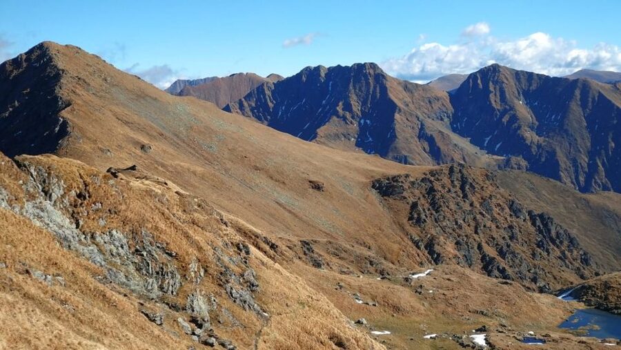 SB05 - Carpathian Heights: Hiking to Bâlea Cascada & Lake - The climb through Bâlea Valley