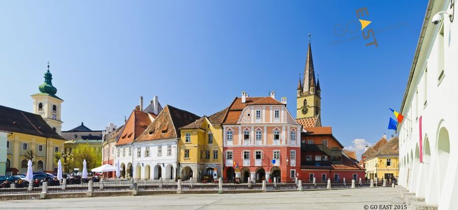 Sibiu: Daily Sightseeing Guided Tour - Piața Huet and the city’s older layers