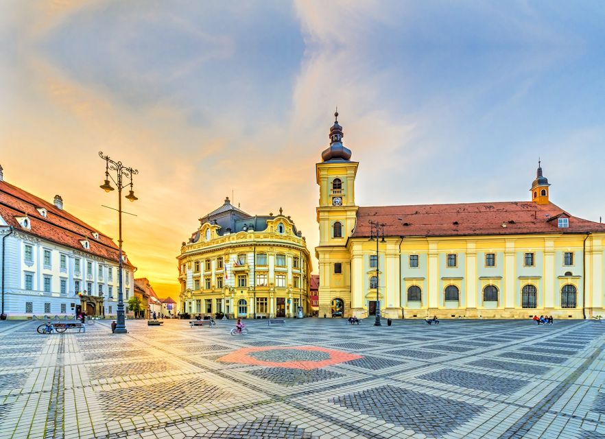 Sibiu: Daily Sightseeing Guided Tour - Piața Mare, Sibiu’s main stage