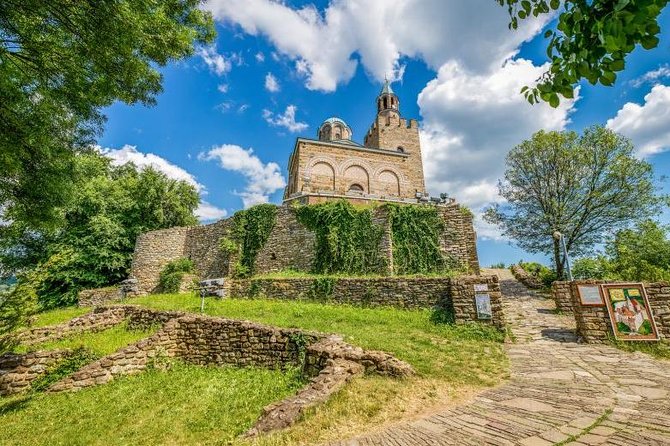 Small-Group Day Trip to North Bulgaria - The drive across the Danube and into Bulgaria