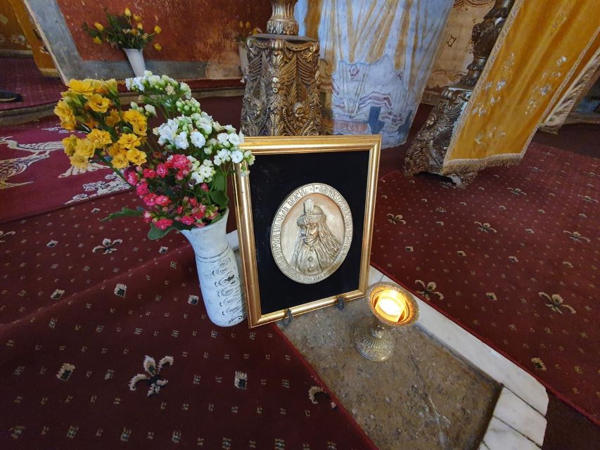 Snagov Monastery, Ceaușescu Mansion, & Village Museum - 6h - The Village Museum: Romania in one open-air visit