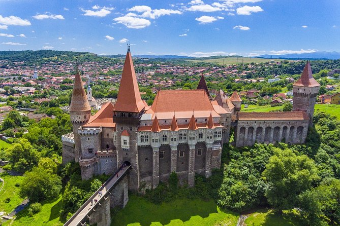 Tour to Corvin Castle in Hunedoara & Alba Iulia - Timing, weather, and practical preparation