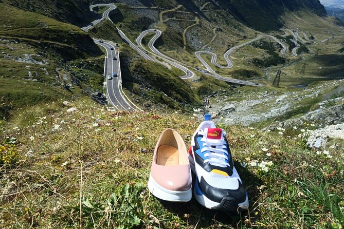 Transfagarasan amazing road trip from Brasov - The Transfăgărășan’s bends and high mountain views
