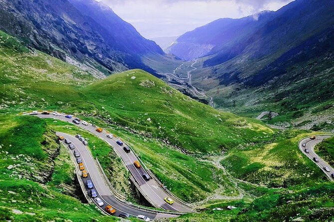 Transfăgărășan Highway & Balea Lake - Private Tour from Bucharest - Leaving Bucharest for Vidraru Dam