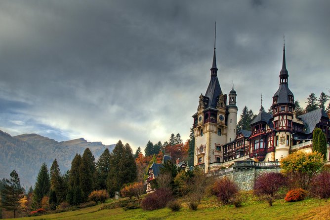 Transylvania Castles 4-day tour from Bucharest - The guide can shape the whole experience