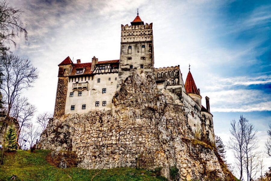 Transylvania Tour: Dracula's Castle, Peles Palace & Brasov - Bran Castle: Dracula, towers, and a famous name