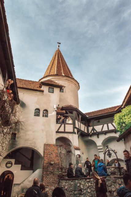 Transylvania Tour: Dracula's Castle, Peles Palace & Brasov - Lunch in Bran and the value of local advice