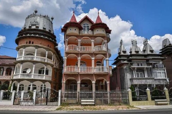 Troubled - Notorious Neighborhood - area known for social issues - Why the guide matters so much