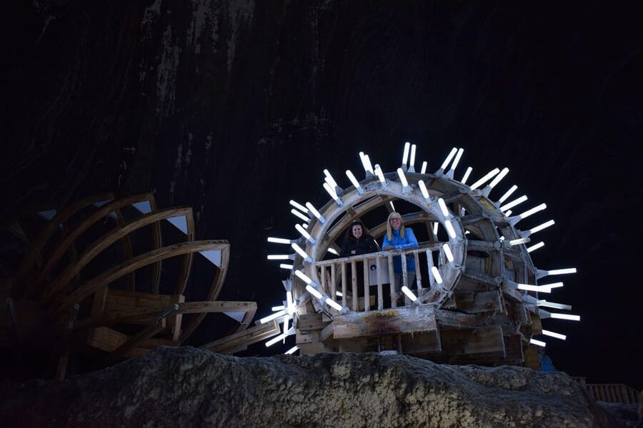 Turda Salt Mine 4h guided tour from Cluj - Choosing a guide and group style