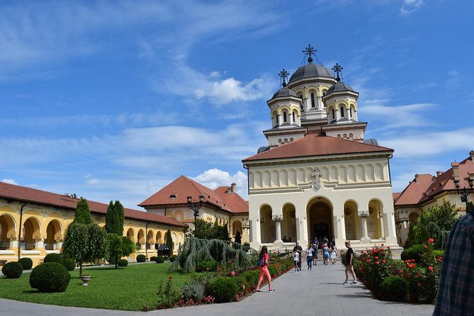 Turda Salt Mine and Hunedoara Corvin Castle from Cluj - Fitness, weather, and practical preparation