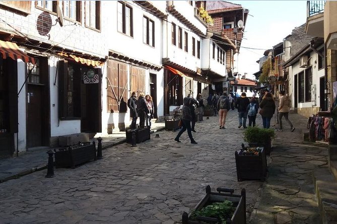Veliko Tarnovo and Medieval Bulgaria Private Day Trip from Bucharest - What the private format really adds